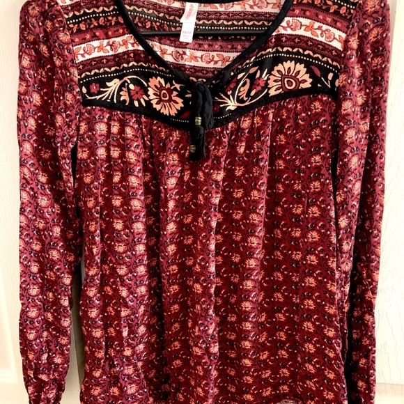 XS Xhilaration shirt - Picture 4 of 4